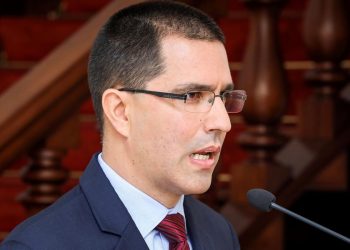 Venezuela reitera a Guayana su «defensa» del Esequibo en reunión diplomática