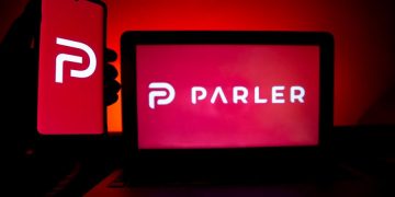 La web de Parler vuelve a ser accesible tras su expulsión por Amazon