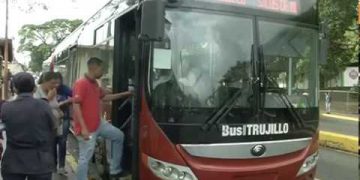 Trabajadores priorizados se quejan de Bus Trujillo