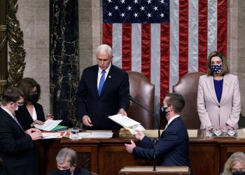 El Congreso de EE.UU. valida el triunfo de Biden y Trump acepta la transición
