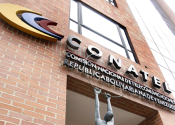 Comisión de Conatel y el Seniat inspeccionan e interrogan al personal del canal VPI mientras realizan inventario
