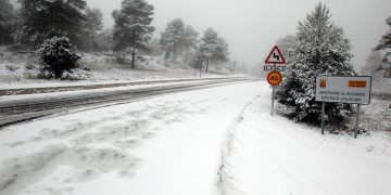 El temporal de nieve activa las alertas en España y afecta al transporte