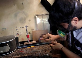 ESPECIAL/ Un salvador y creador de instrumentos en la tierra tachirense: Jhoan Chacón