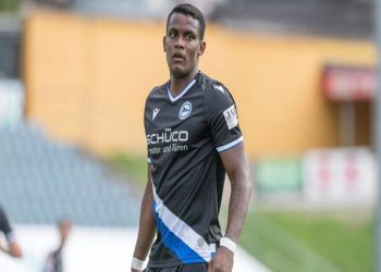Sergio Córdova se estrenó como goleador en la Bundesliga esta temporada