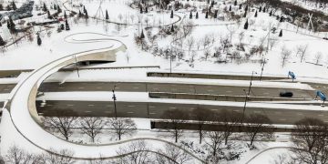 El temporal invernal avanza hacia el noreste de EE.UU. y deja 26 muertos