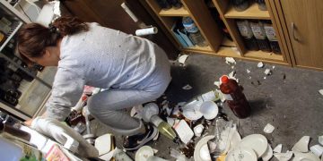 Un terremoto de 7,3 grados sacude la costa de Fukushima en Japón