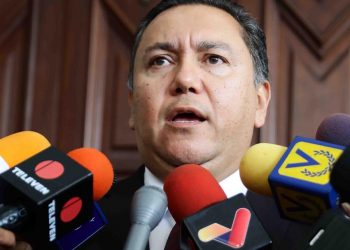 Javier Bertucci denuncia que EE.UU. le negó el ingreso