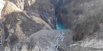 Incrementan el esfuerzo de rescate 7 días después de la avalancha en la India