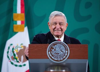 Presidente mexicano pide reunión urgente de ONU por acaparamiento de vacunas