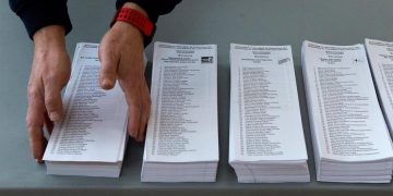 Los catalanes votan mañana con la independencia como telón de fondo