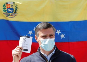 Acusan a Leopoldo López de planear ataque con bombas a la AN