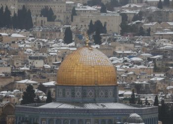 La primera nevada en seis años cubre de blanco Jerusalén