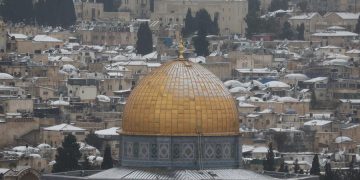 La primera nevada en seis años cubre de blanco Jerusalén