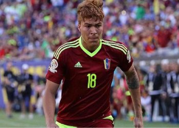 Adalberto Peñaranda vuelve al gol en amistoso en Bulgaria