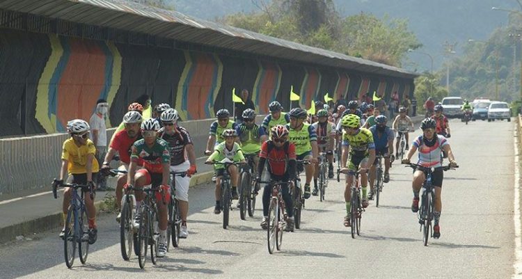 Homenajearon a Valera con Ciclo Paseo