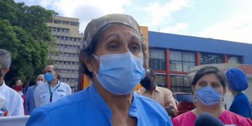 Camarera del Hospital Central de San Cristóbal: “Muchas veces nos venimos desde nuestras casas sin comer”