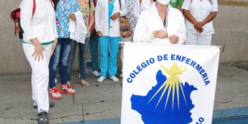 Personal de salud en Trujillo no les renuevan sus contratos