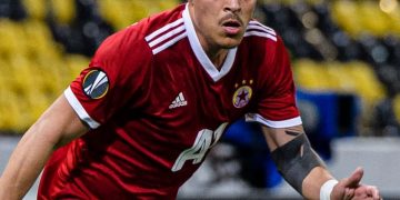 Adalberto Peñaranda vuelve a marcar en amistoso