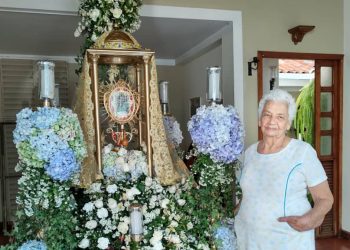 Adornar a la Candelaria: Más de 90 años de tradición de la familia Rangel