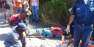 Colisión de vehículos deja dos heridos en Mosquey