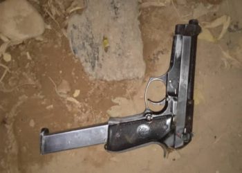 Un muerto y un policía herido en enfrentamiento en Agua Santa