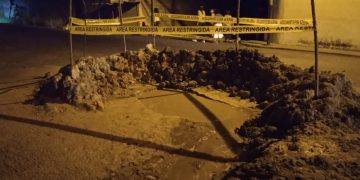 Tubo de agua para Carvajal se volvió a romper y continúa el bote