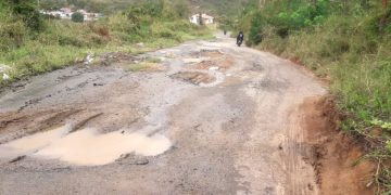 Tramo vial de los Tulipanes en Motatán convertido en un “gigantesco charco”