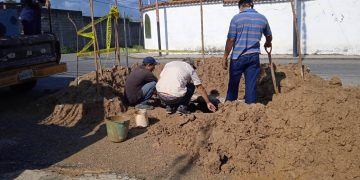 Hidroandes realiza reparación de la rotura de tubería en Carvajal