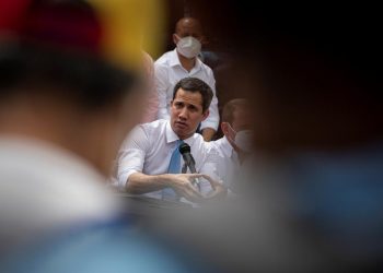 CNE recibe la nueva inhabilitación de Guaidó