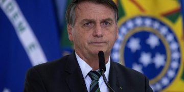 Bolsonaro inicia reforma ministerial apuntando a las elecciones de 2022