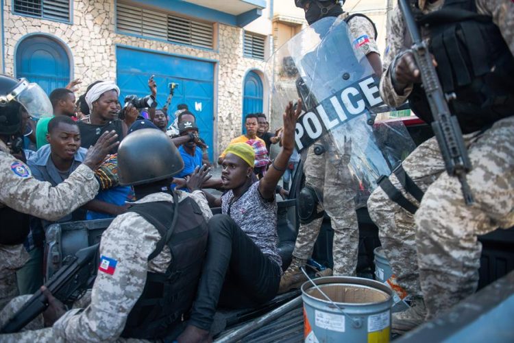 La oposición haitiana nombra "presidente" a un juez de la Corte de Casación