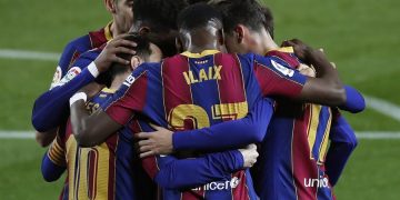 5-1. Doblete de Messi, doblete de Trincao, goleada del Barcelona