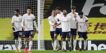 Manchester City cumple su trámite y es líder solitario de la Premier