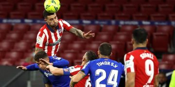 El Atlético defiende el ‘colchón’ ante su rival favorito