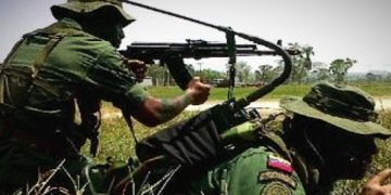 FANB continúa combates contra guerrilleros en Apure