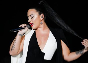 Demi Lovato anuncia el disco de su recomposición vital para el 2 de abril