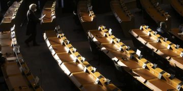 El Constitucional alemán deja en suspenso ratificación del fondo pospandemia