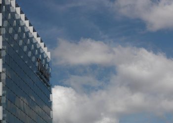 La inversión de Telefónica se devaluó en países como Argentina y Brasil
