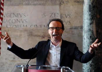 Roberto Benigni recitará a Dante por el séptimo centenario de su muerte