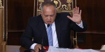 El número dos del chavismo dice que detuvieron a nueve personas que iban a arrestarle