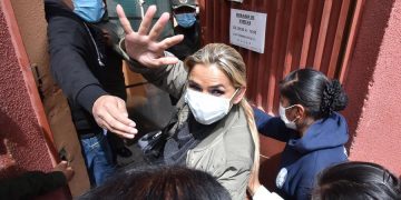 Un tribunal boliviano admite una audiencia de acción de libertad para Áñez