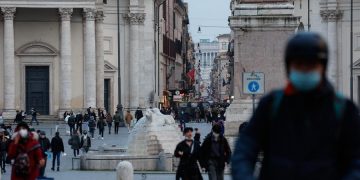 Italia decreta el confinamiento para los tres días de la Semana Santa