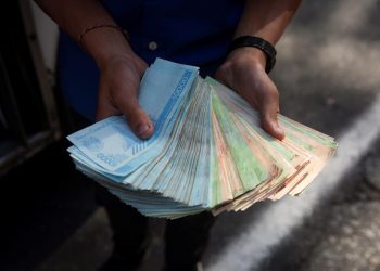 Un millón de bolívares solo alcanza para un pan campesino