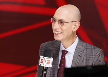 La NBA espera retomar su calendario habitual en la temporada 2021-2022
