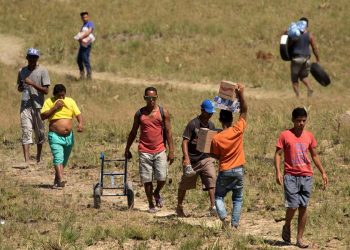 Brasil simplifica el trámite para que los venezolanos obtengan residencia en el país