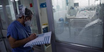 Chile reporta la cifra más alta de enfermos críticos de toda la pandemia
