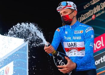 Pogacar conquista el tridente de la Tirreno Adriático, la crono para Van Aert