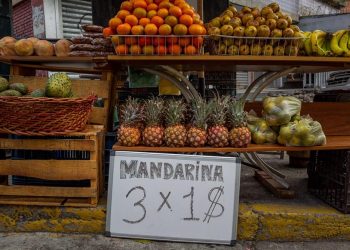 El comercio venezolano que subsiste a un dólar