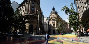 Chile decreta una cuarentena total en Santiago ante el inminente colapso sanitario