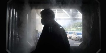 Pasajeros protestan en aeropuerto venezolano por el cobro de PCR obligatoria